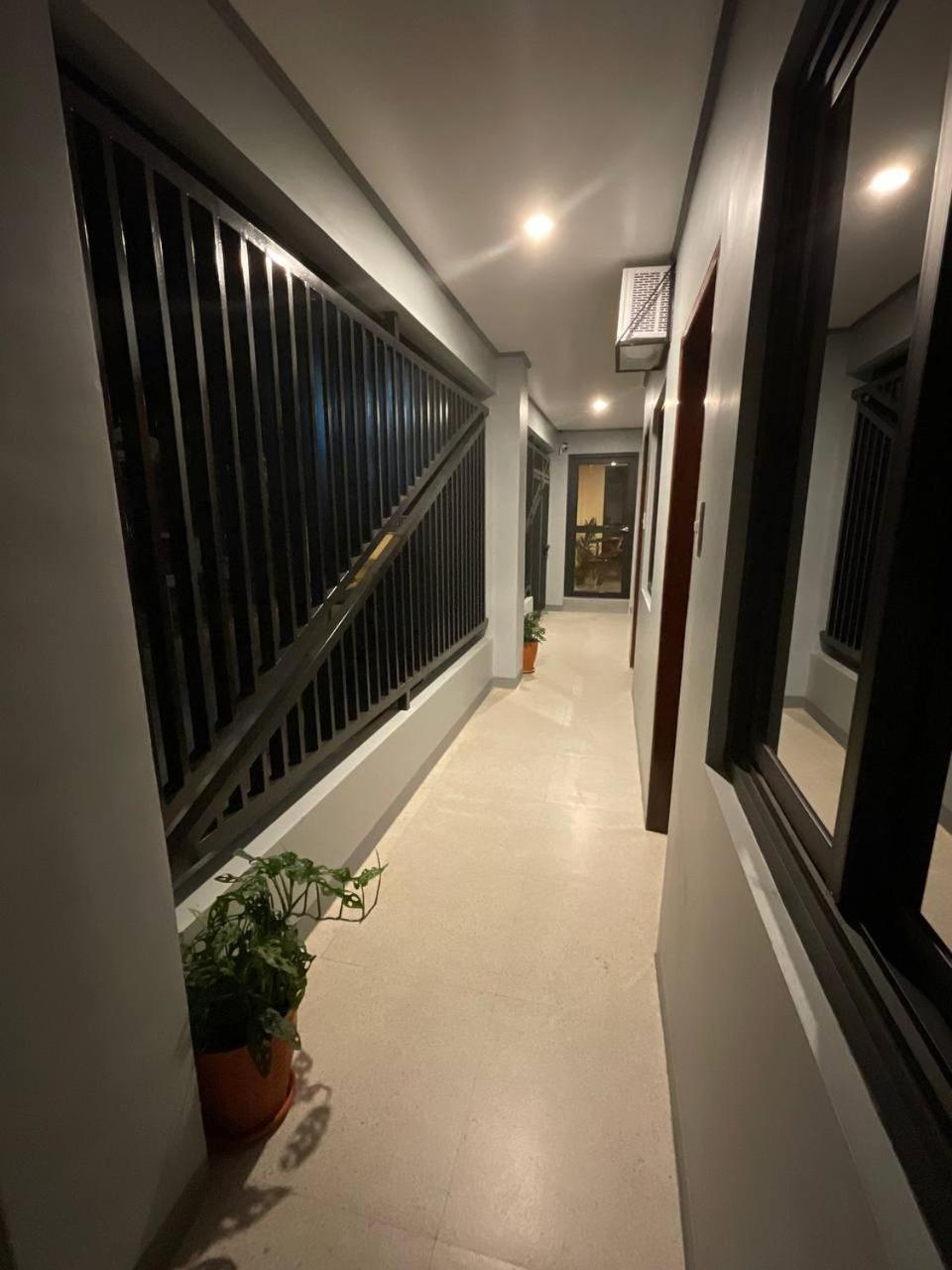 Halajo Bnb Transient Laoag Exterior foto